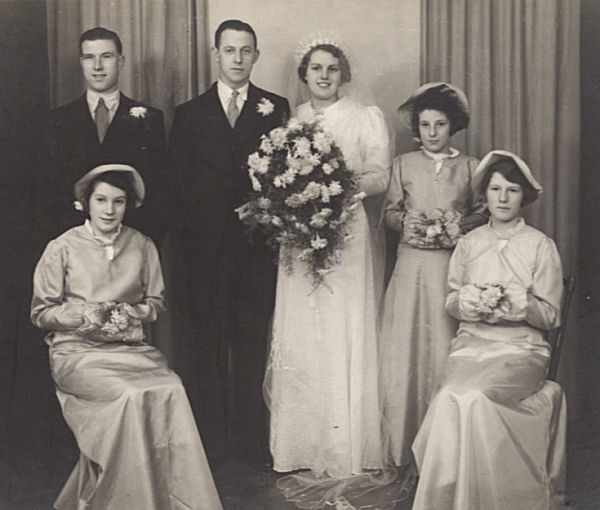 James Lester and Grace wedding group in 1937