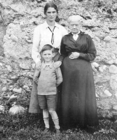 Charlotte Solley with her daughter Amelia, and young Billy Solley