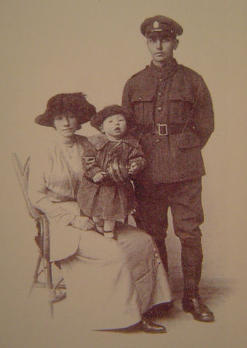 Albert SOLE and Blanche with baby Lionel in 1917.