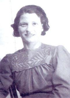 Lilian (Lily) ROFFEY (1913-1986).